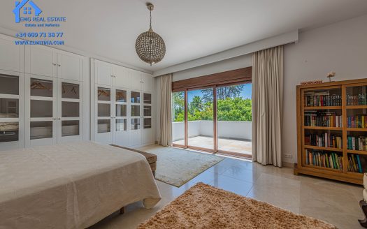 Guadalmina Baja Lara