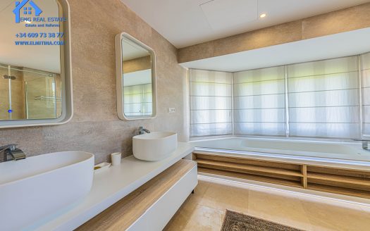 Guadalmina Baja Lara