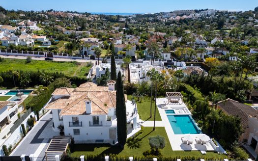Villa in Nueva Andalucia, Marbella