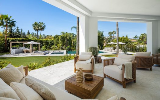 Villa in Nueva Andalucia, Marbella