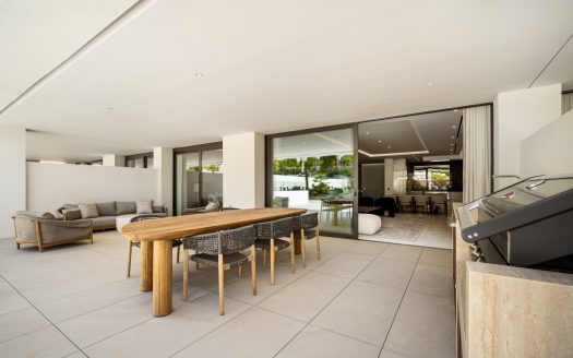 Epic 18, Marbella Golden Mile – Where Design, Discretion, and Distinction Converge