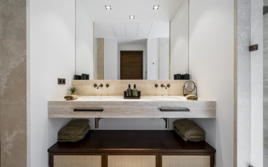 Alberca 5 – Casares del Sol, Casares Golf: Where Andalusian Charm Meets Contemporary Grandeur