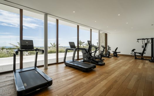 Alberca 5 – Casares del Sol, Casares Golf: Where Andalusian Charm Meets Contemporary Grandeur