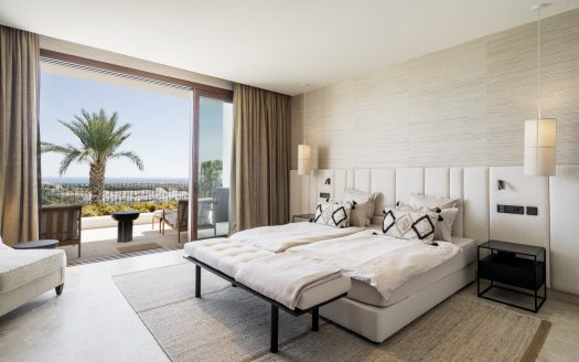 Alberca 5 – Casares del Sol, Casares Golf: Where Andalusian Charm Meets Contemporary Grandeur