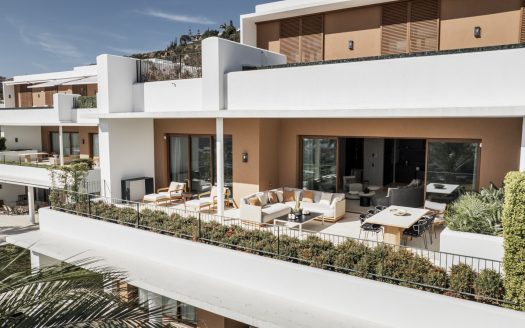 Alberca 5 – Casares del Sol, Casares Golf: Where Andalusian Charm Meets Contemporary Grandeur