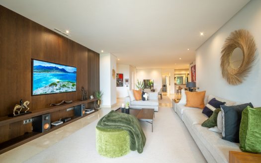 Mansion Club, Marbella Golden Mile – Where Modern Elegance Meets Mediterranean Serenity