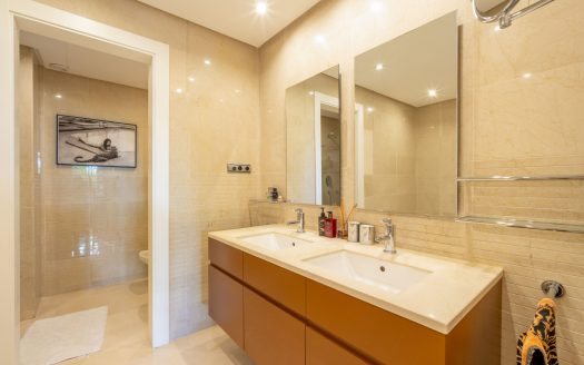 Mansion Club, Marbella Golden Mile – Where Modern Elegance Meets Mediterranean Serenity